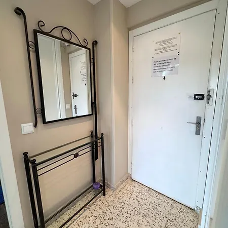 Cozy In Prime Location - *