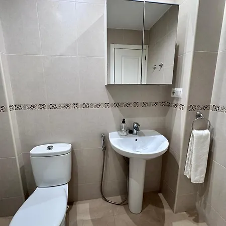 Cozy In Prime Location - Appartamento Benalmádena