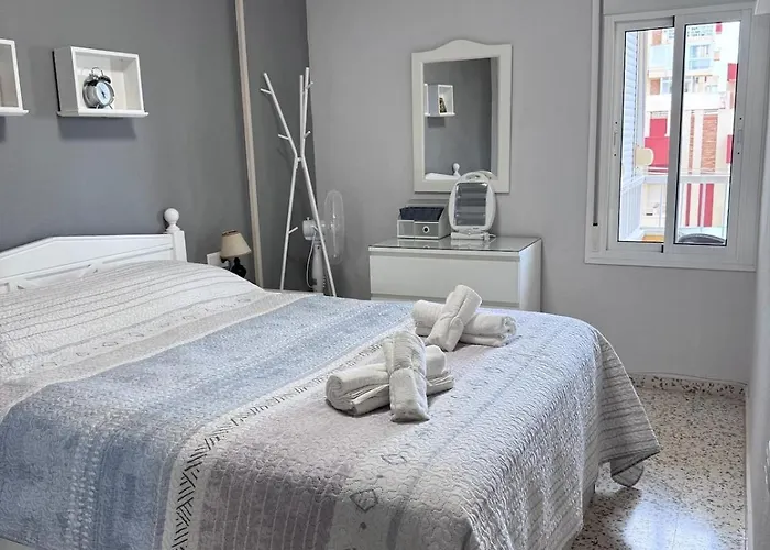 Cozy In Prime Location - Apartment